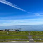 Luxury Apartment In Prime Location Ocean View