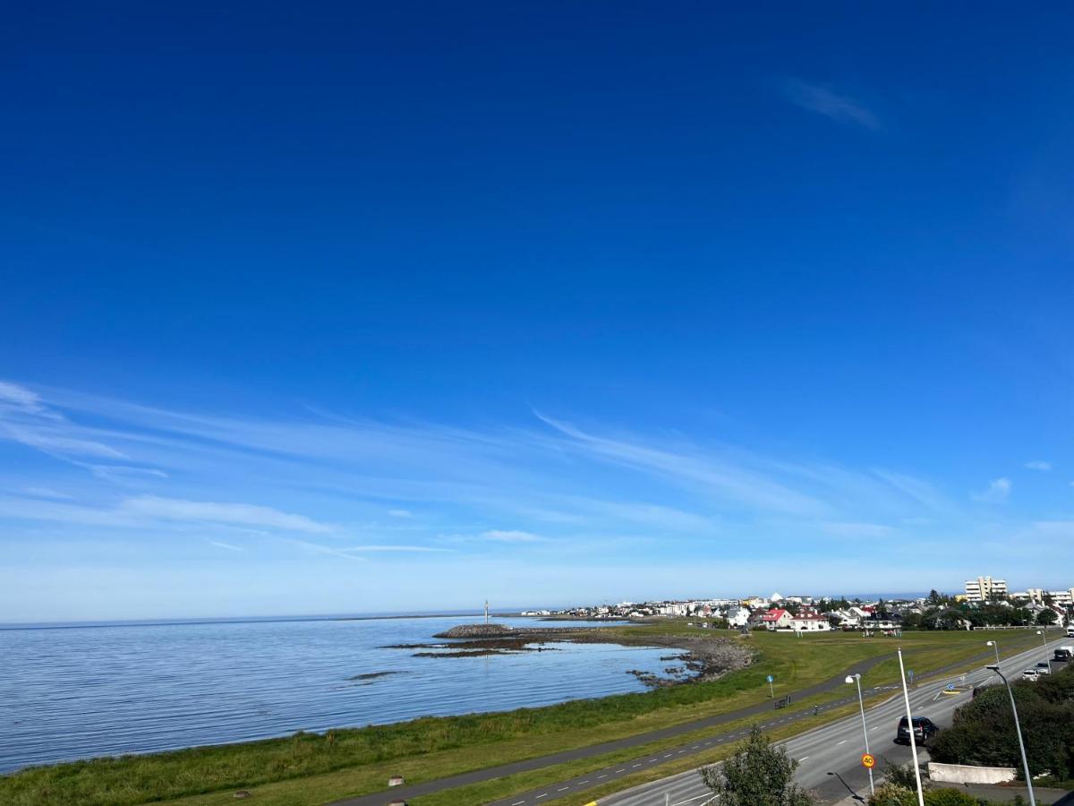 Luxury In Prime Location Ocean View * Reykjavik