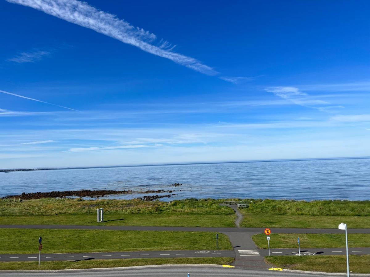 Apartment Luxury In Prime Location Ocean View